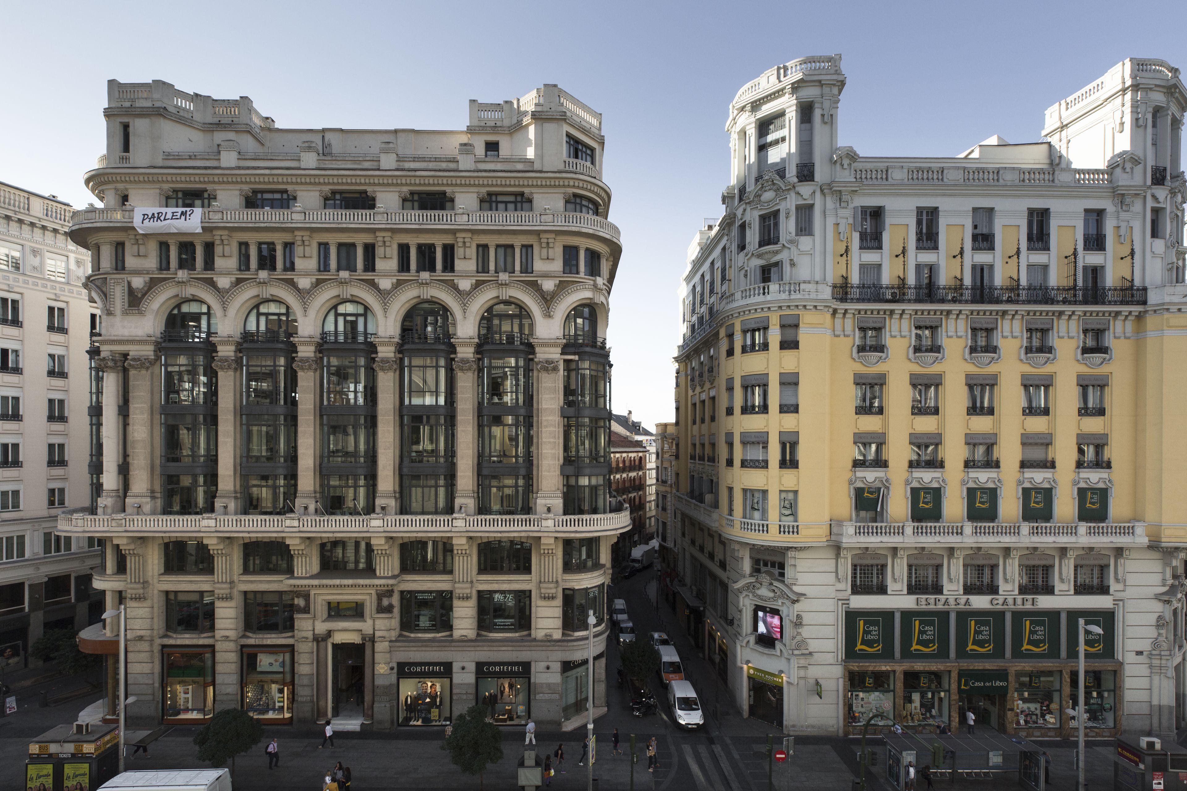 Petit Palace Triball — Photos 1